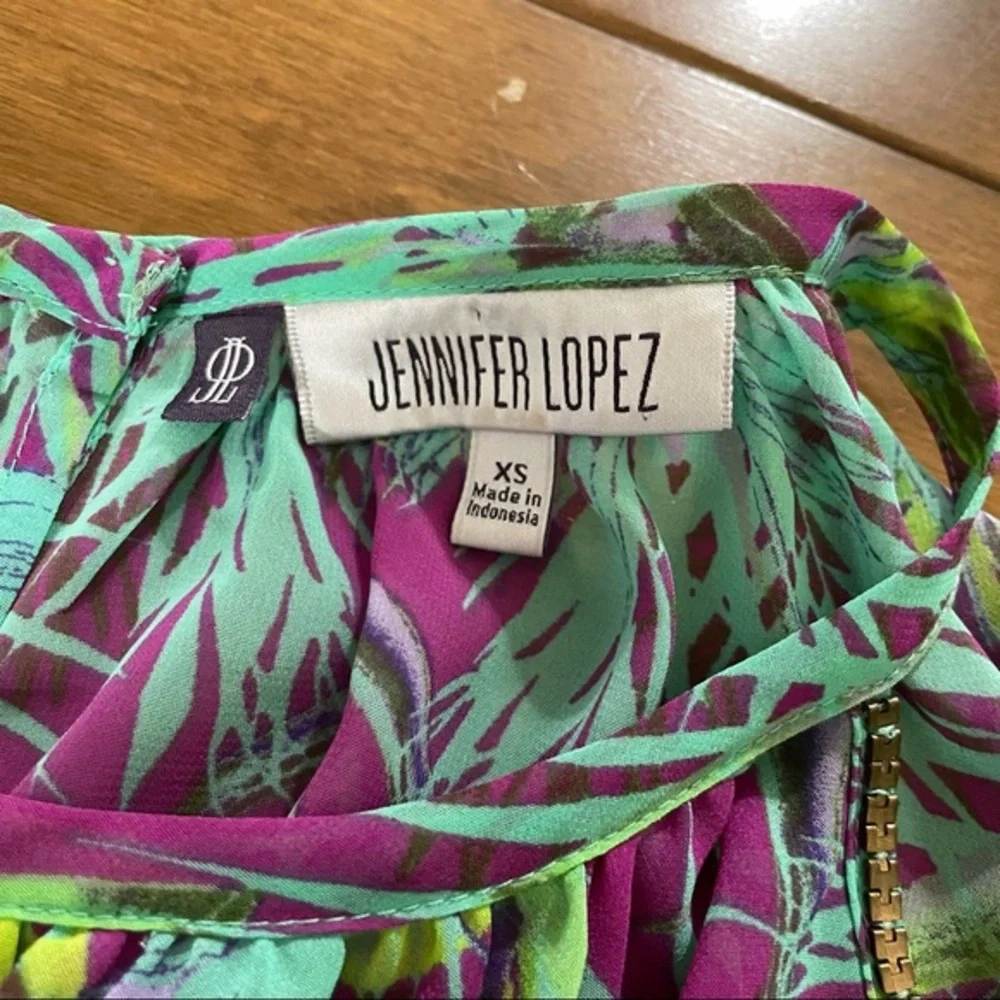 Jennifer‎ Lopez Green Blouse Top Shirt Could Shoulder Tropical Floral Sz S